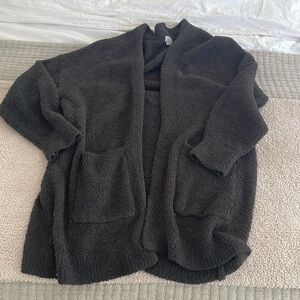 Cozy women’s cardigan